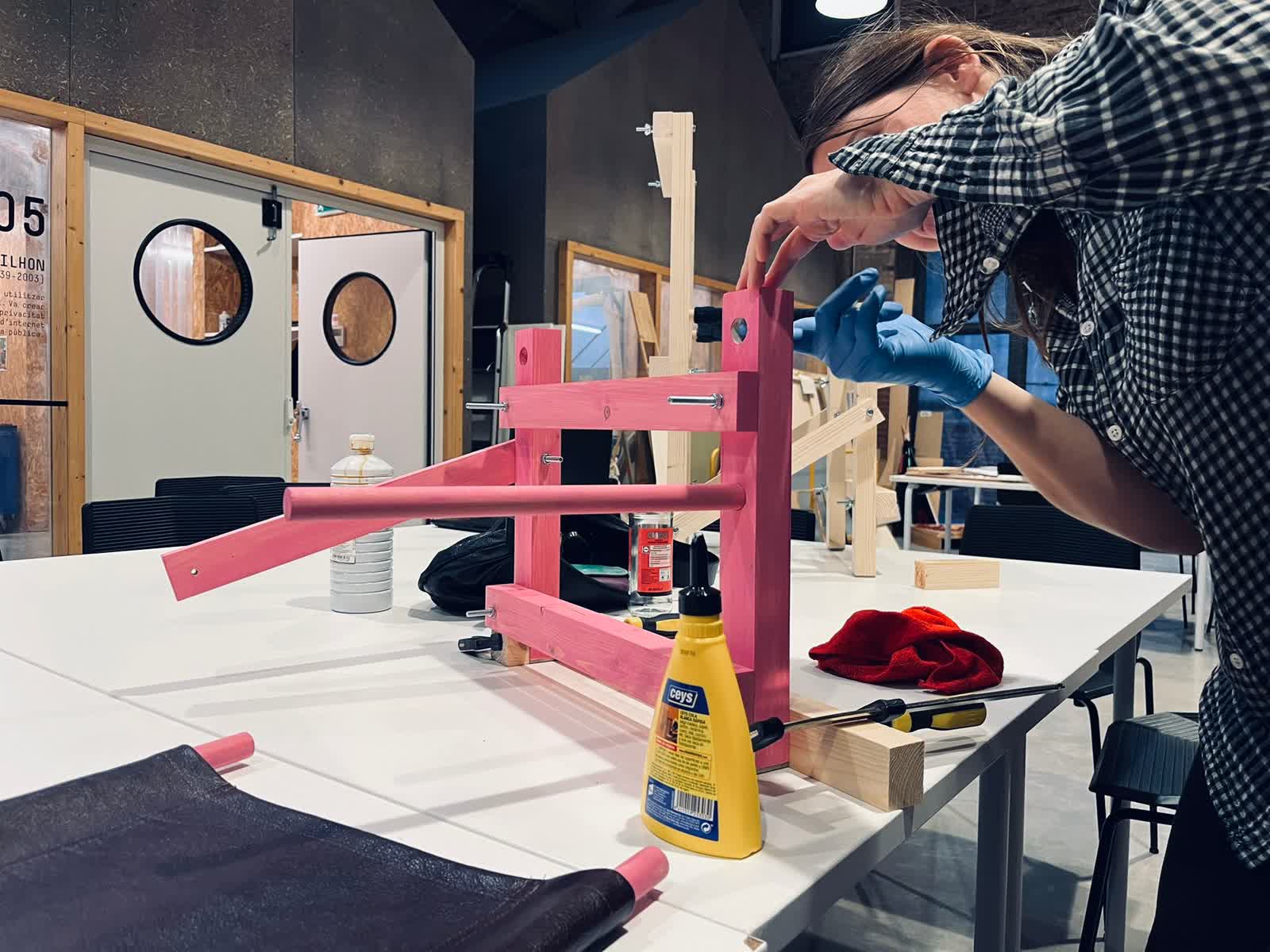 9M2, installation view