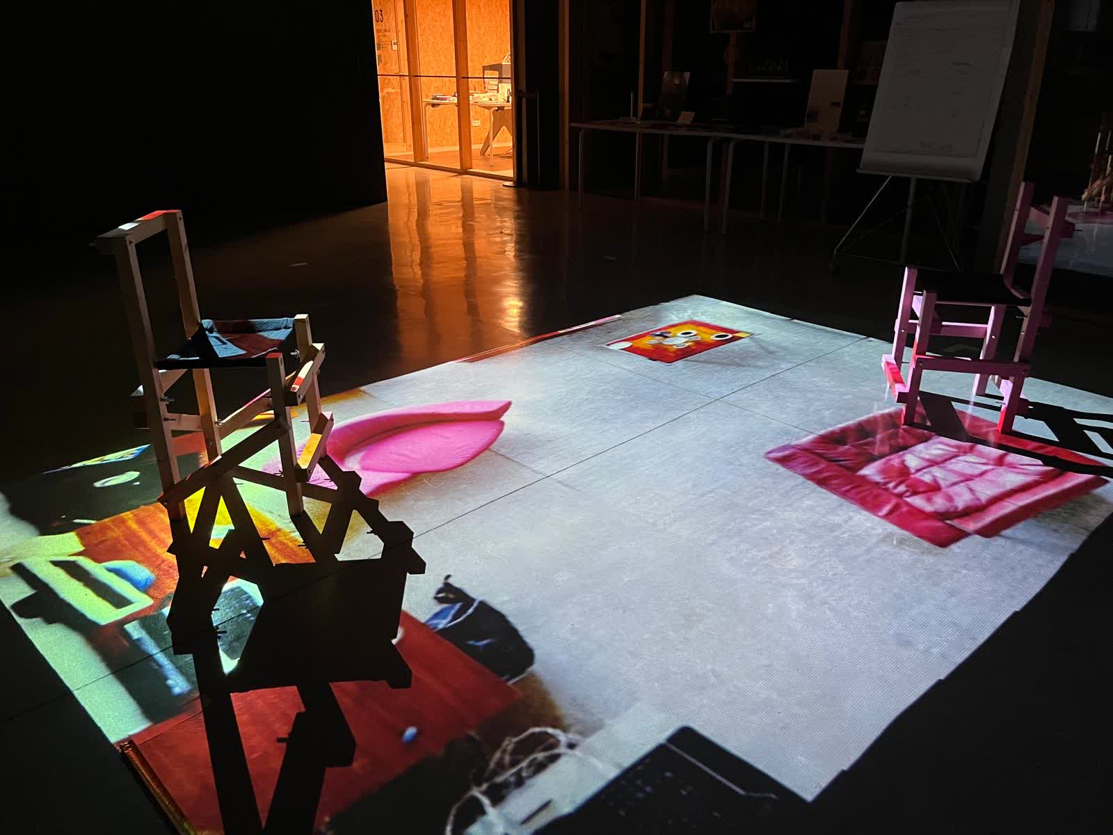 9M2, installation view