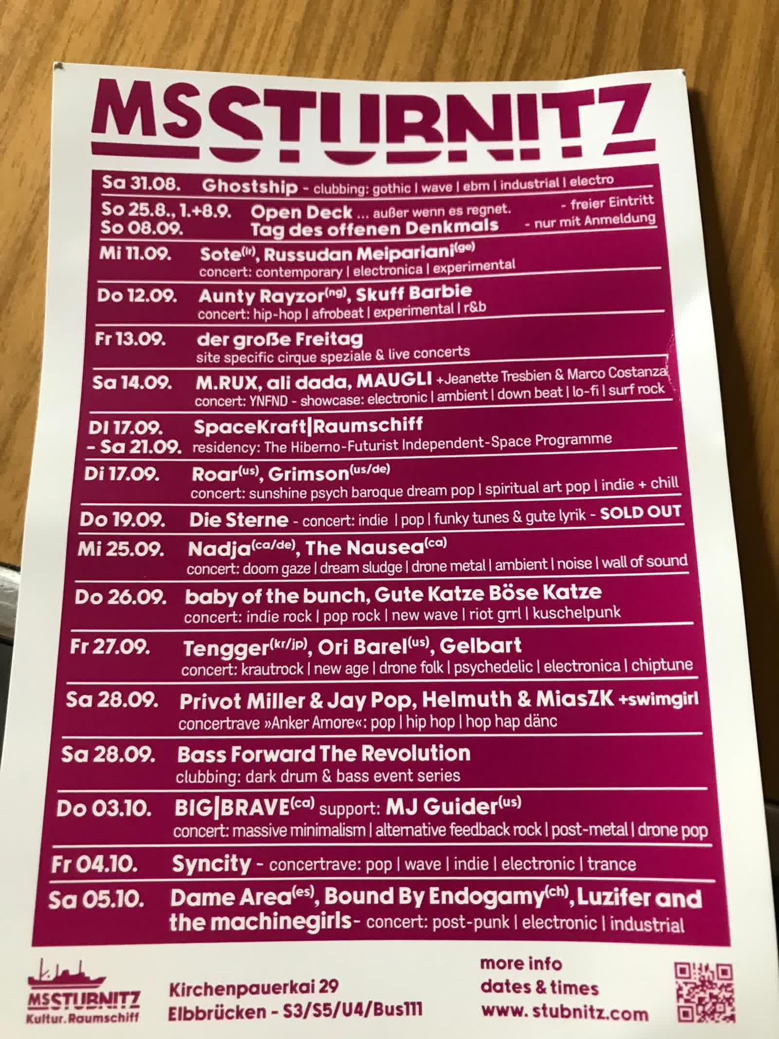 MSSTUBNIZ, installation view